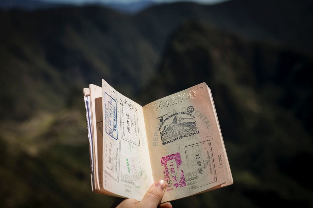Navigating the Job Market in Dubai as a Golden Visa&nbsp;Holder
