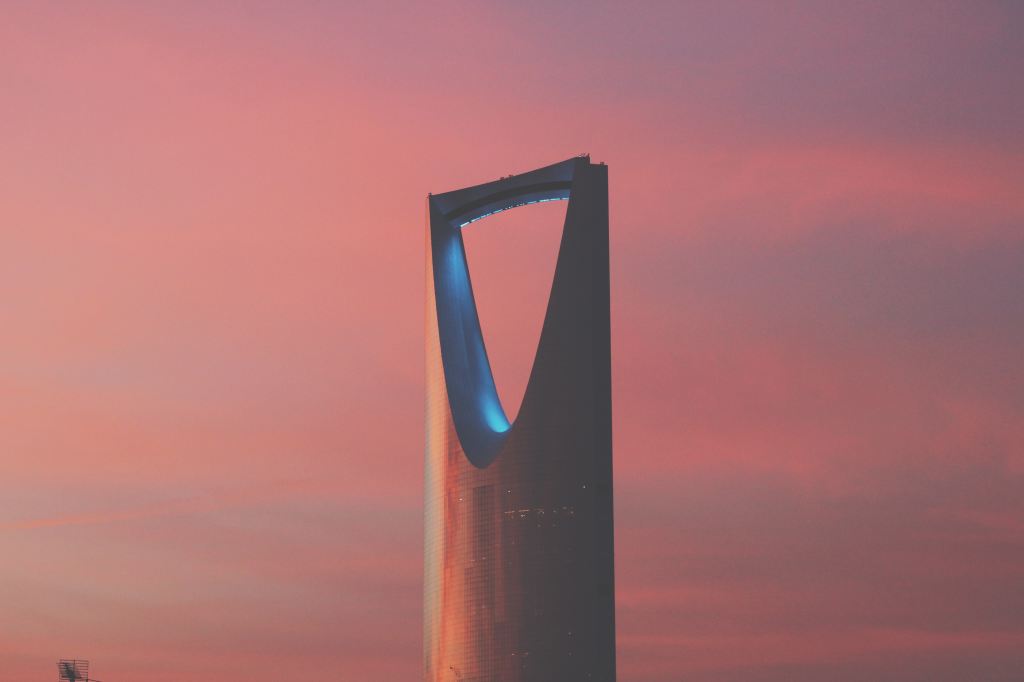 The Ascending Trajectory of Private Sector Salaries in Dubai: An In-Depth&nbsp;Analysis