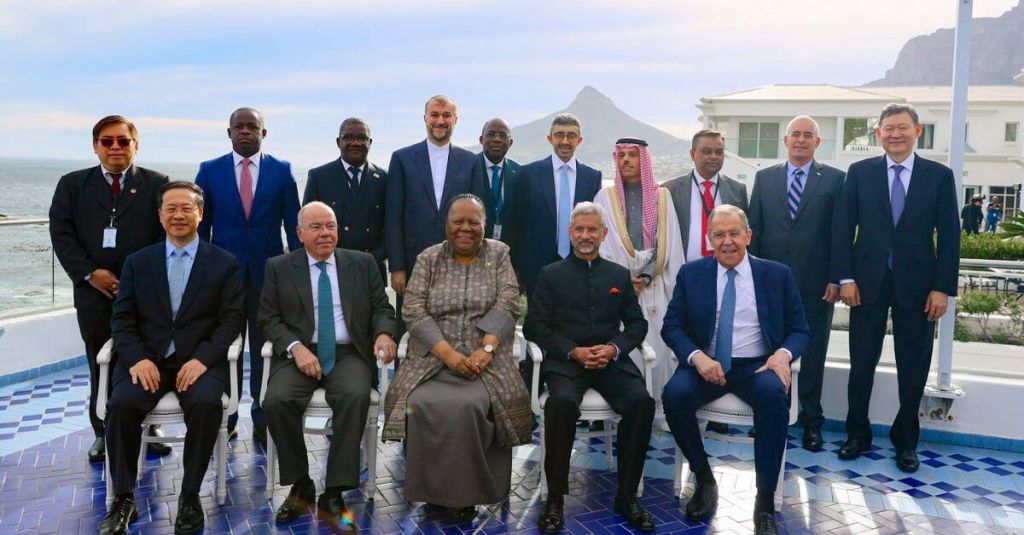 Exploring New Horizons: UAE and Saudi Arabia’s Strategic Move into BRICS and Its Impact on Job Seekers in Dubai and&nbsp;UAE