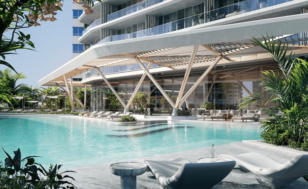 pool ICONIC Tower