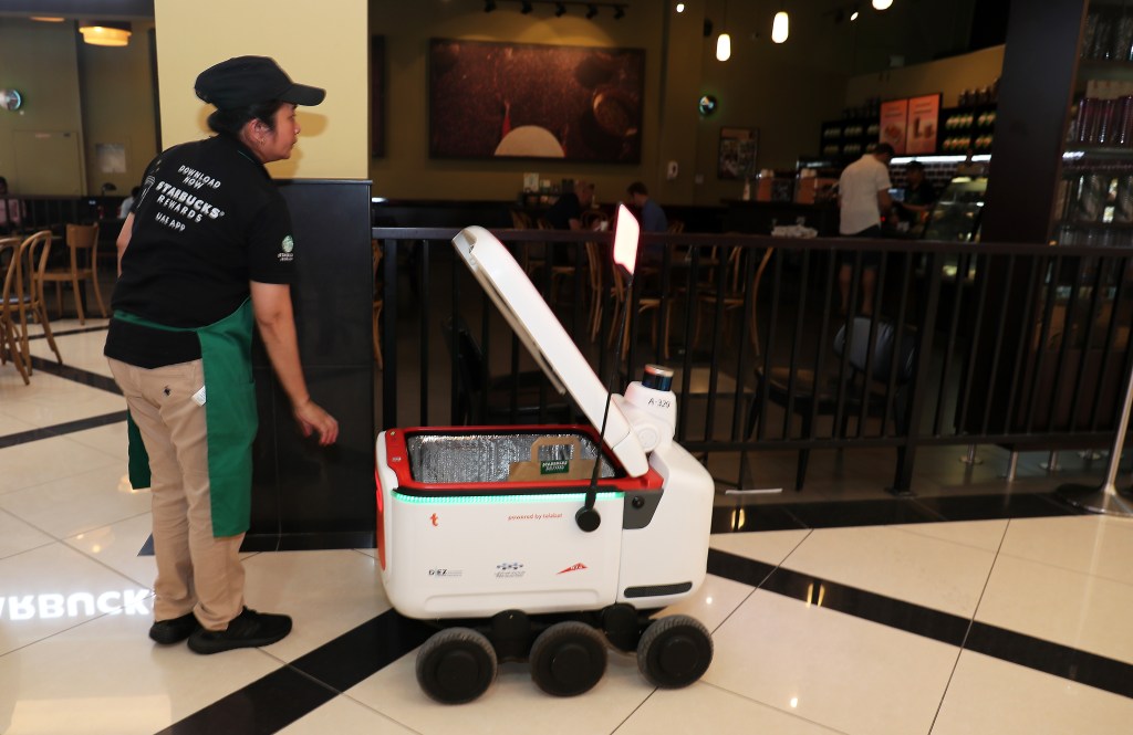 robot delivery dubai