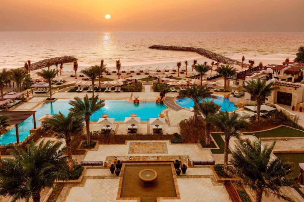 Sharjah Tourism Surge: 1 Million+ Hotel Guests in 8 Months | 2024&nbsp;Stats
