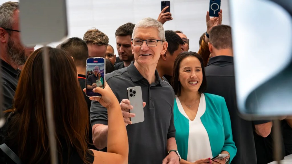 Tim Cook