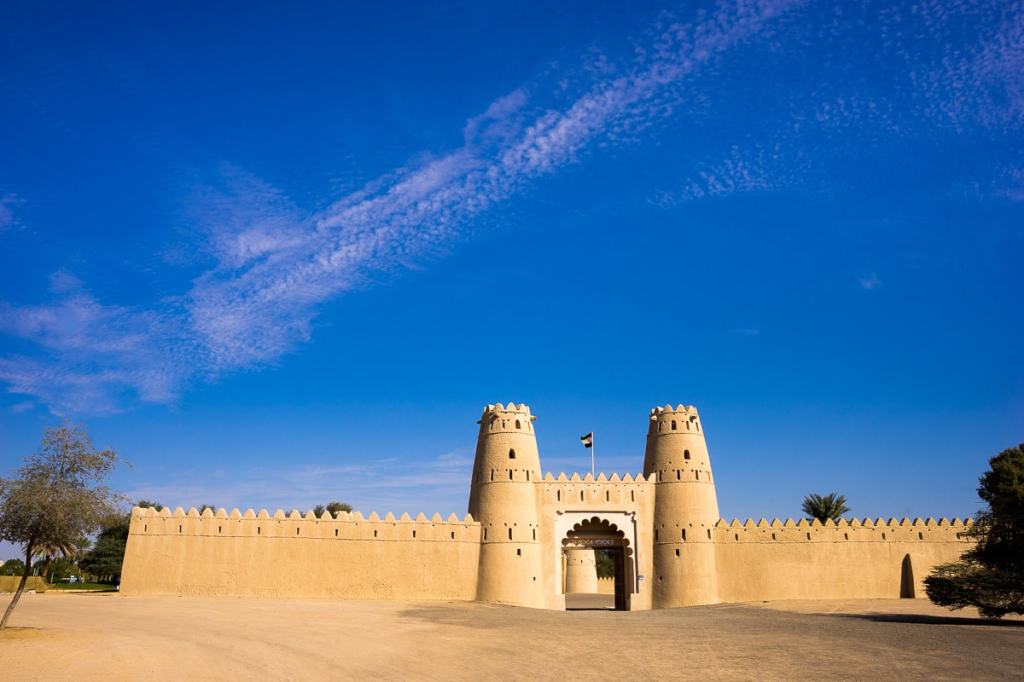 Al Jahili Fort: A Desert Stronghold