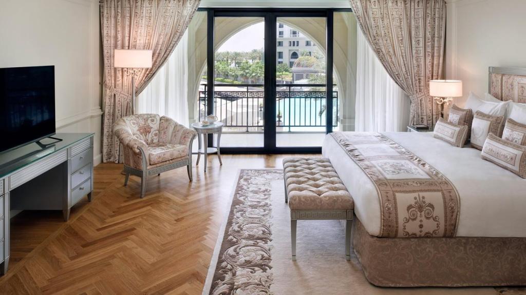 Palazzo Versace Dubai: Luxury Hotel’s Third Auction with Major Price&nbsp;Cut