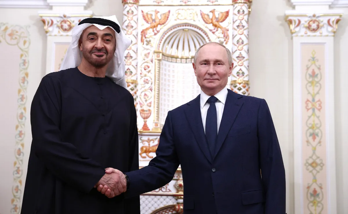 UAE President Sheikh Mohamed bin Zayed meets Russia's Putin in Moscow, bolstering ties ahead of the BRICS summit. Explore the growing UAE-Russia partnership.