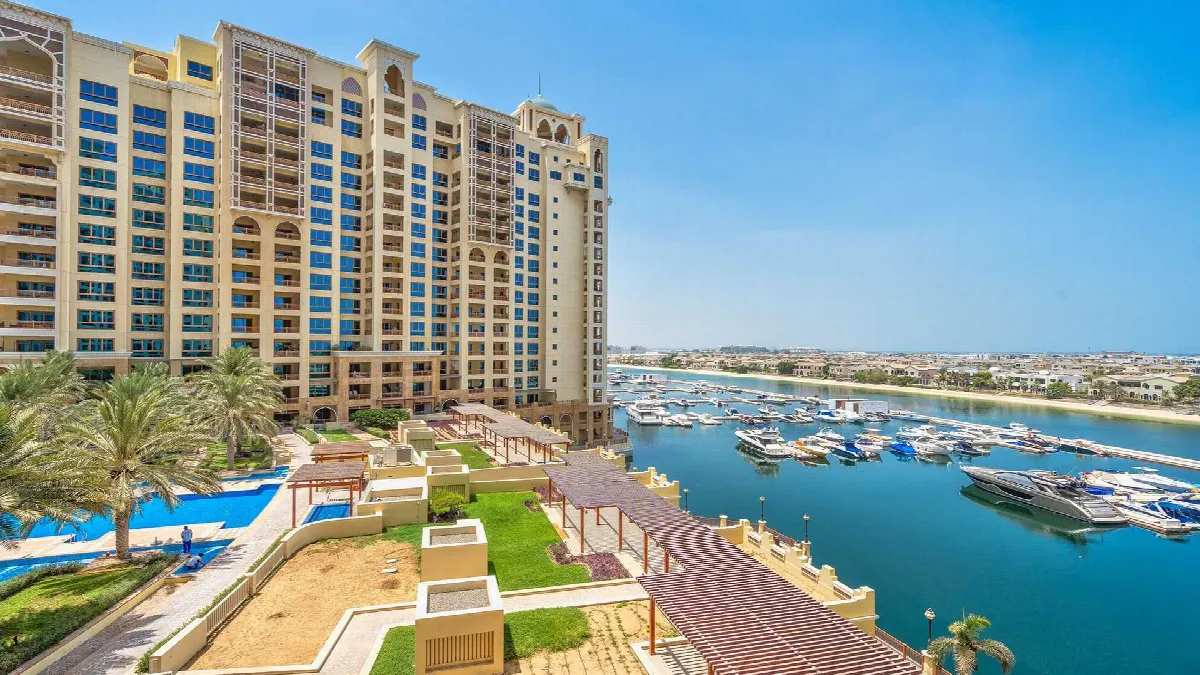 Marina Apartments residence in Palm Jumeirah