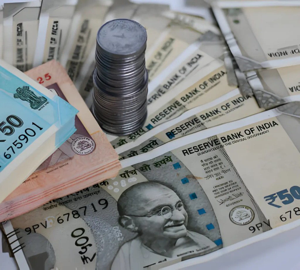 Indian Rupee Hits Historic Low Against USD and AED | Currency Markets 2024  – JobXDubai