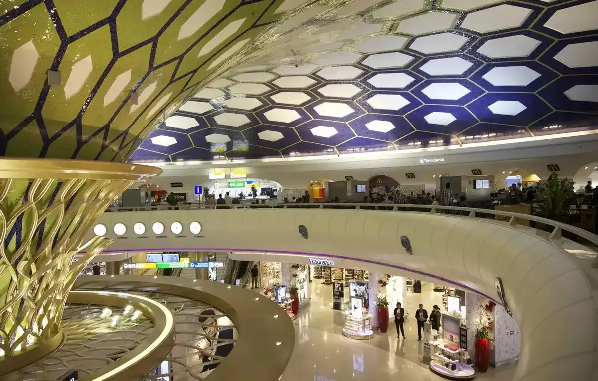 Zayed International Airport: Abu Dhabi's X-Shaped Marvel Wins Global Award