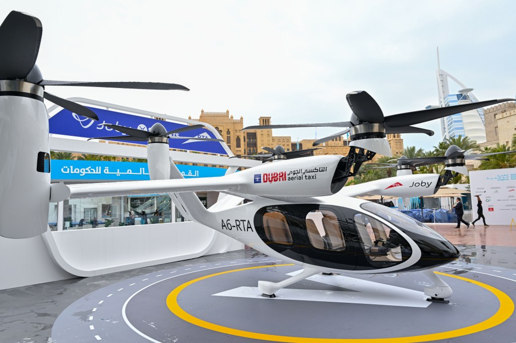 13 Major UAE Changes in 2025: New Laws, Tech & Fees You Must&nbsp;Know