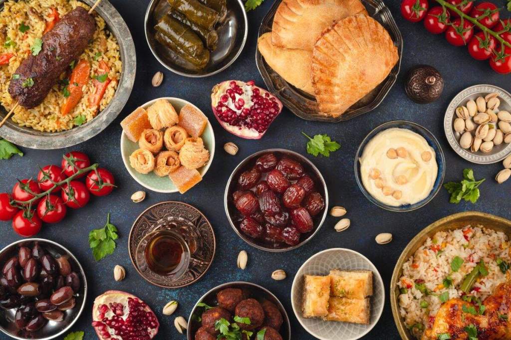 Ramadan 2025: Sharjah Food Permits Guide - Restaurant Rules Explained
