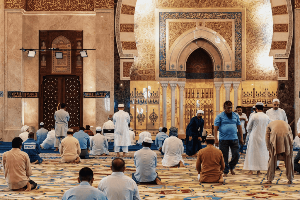 Ramadan 2025 UAE Guide: Dates, Hours, Transport & School&nbsp;Changes