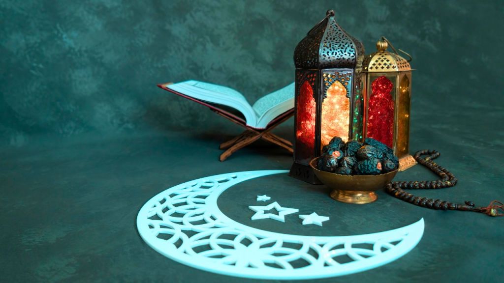 Discover UAE's official Ramadan 2025 working hours for government employees. New schedule includes remote work options and flexible arrangements for federal staff.