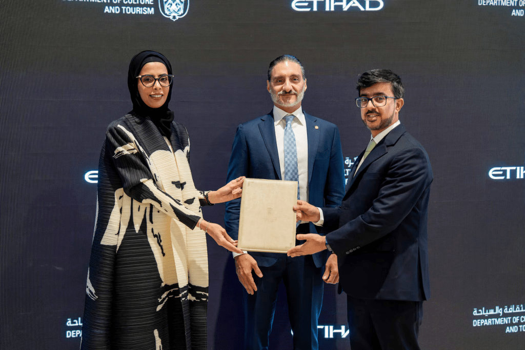 Etihad Launches Free Abu Dhabi Pass: Tourist SIM, Transport & Attraction Deals