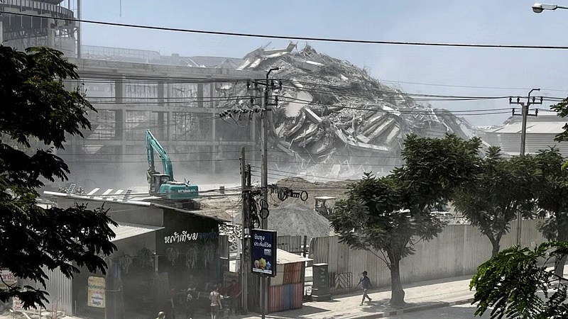 Breaking: Massive 7.7 Earthquake Hits Myanmar, Bangkok Building Collapse