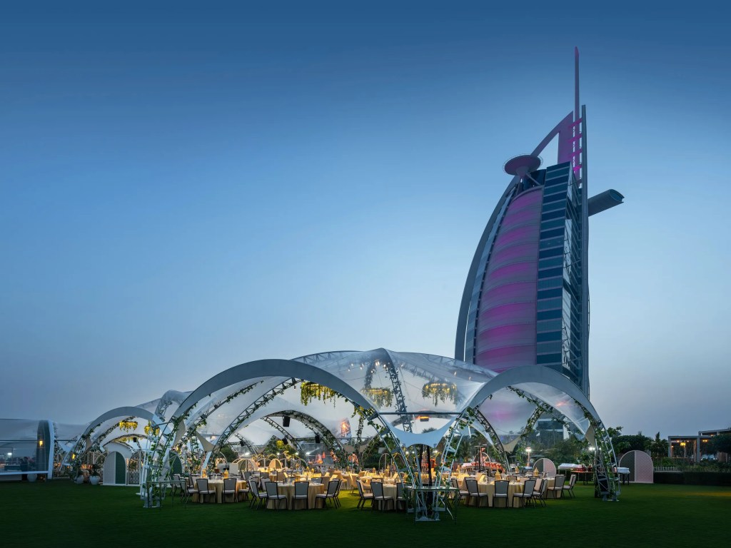 UAE Ramadan 2025: Iftar Buffet Prices Surge 30% Due to Rising Costs |&nbsp;JobXDubai