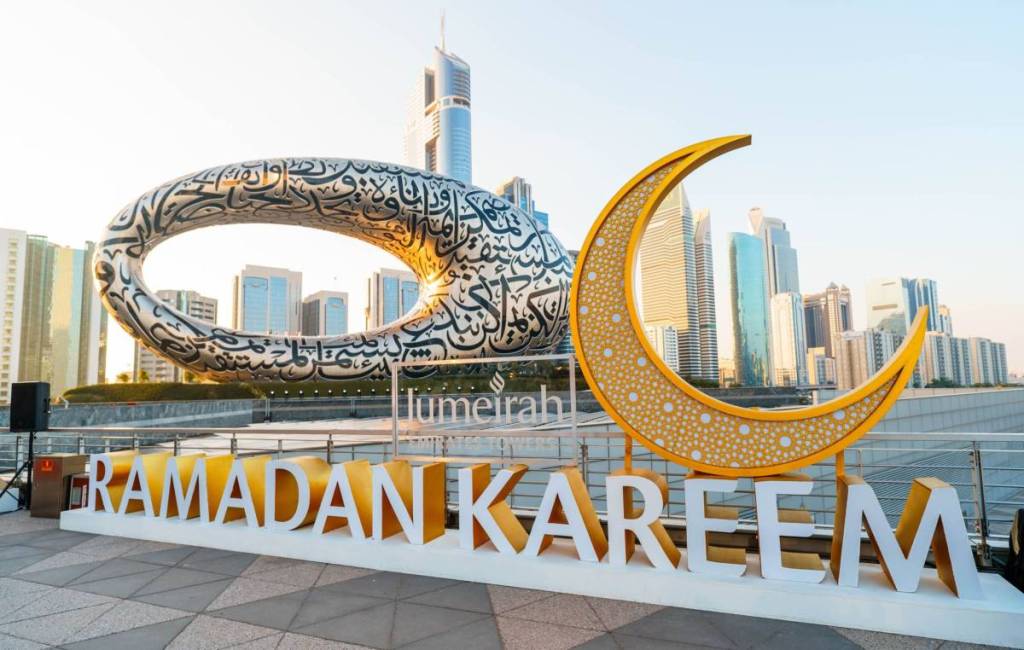 Why Expats Choose UAE for Ramadan: Shorter Hours & Cultural&nbsp;Experience