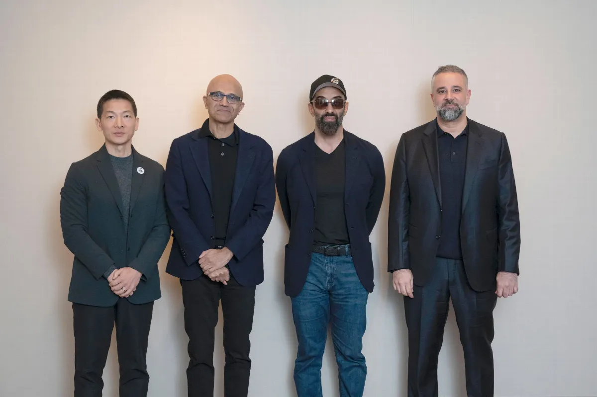 Ahmed Tamim Hisham Al Kuttab, Chairman of the Department of Government Enablement – Abu Dhabi (DGE), signed the agreement alongside Microsoft Chairman and CEO Satya Nadella and G42 Group CEO Peng Xiao.