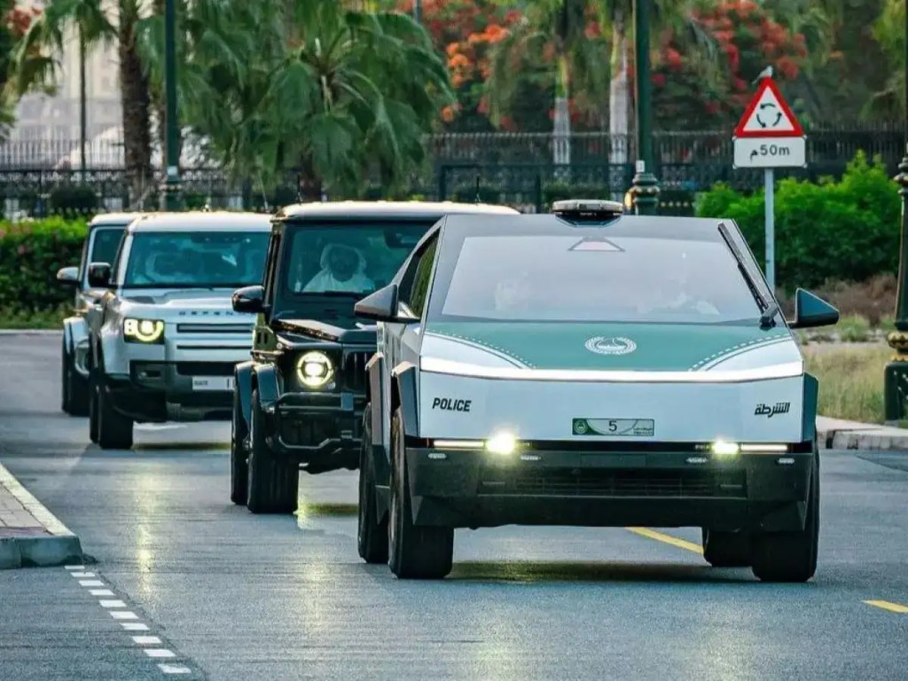 Dubai Police Crack Down on Car Fraud: Gang Used Fake Cheques to Export Stolen&nbsp;Vehicles