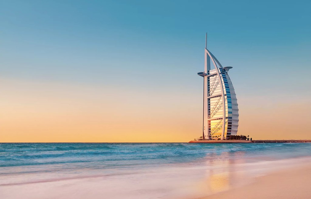 AI Transforms UAE Jobs 2025: Role Mergers Over&nbsp;Layoffs