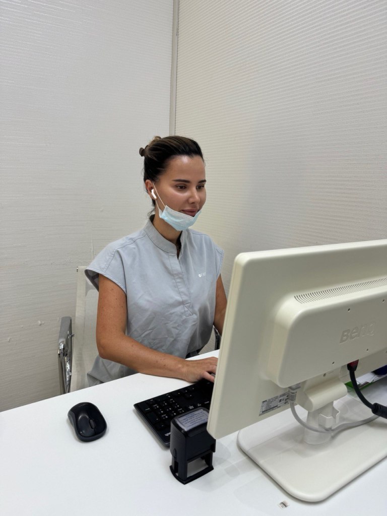 Dr Alisa - top dentist in Dubai