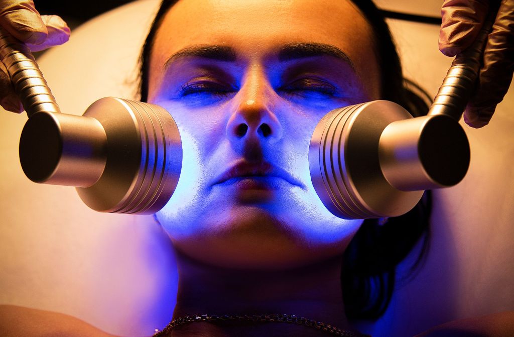 light therapy hydrafacial