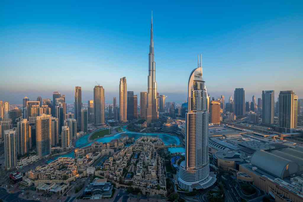 Guide for Newcomers in Dubai: How to Adapt and Where to Find&nbsp;Transport