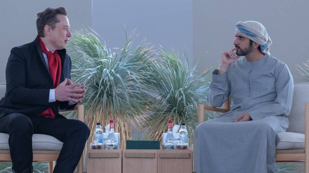 Elon Musk Meets UAE Leaders: Tesla FSD, AI Investments & Dubai Loop&nbsp;Updates